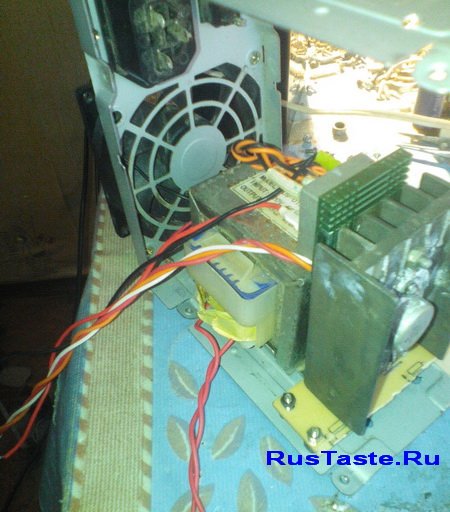 Зарядное устройство из внутри